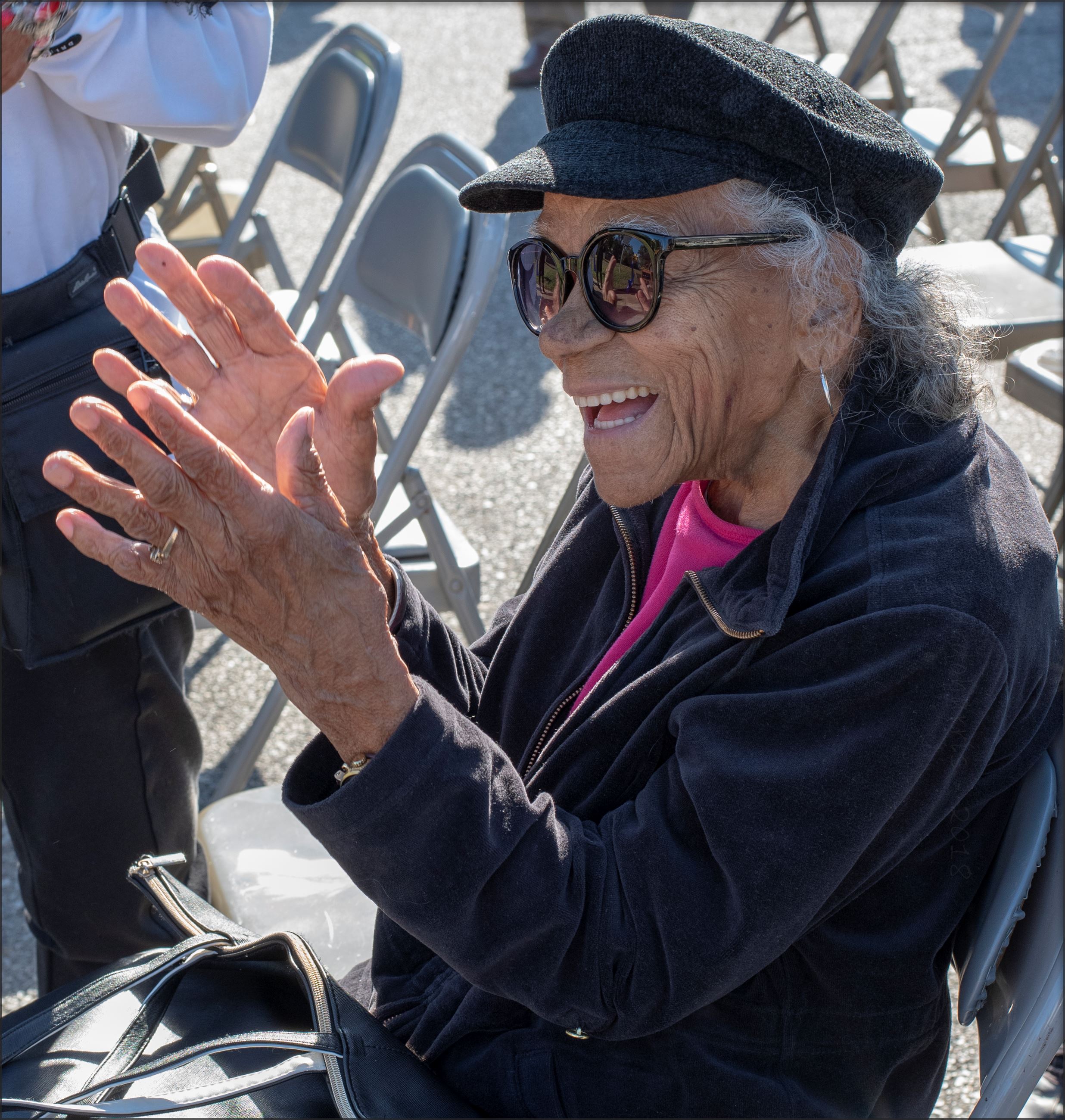 _7504967_B_info_Nikon D750 Oct. 17, 2018